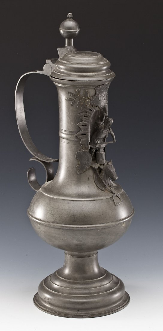 Figural Pewter Tankard (1 of 7)