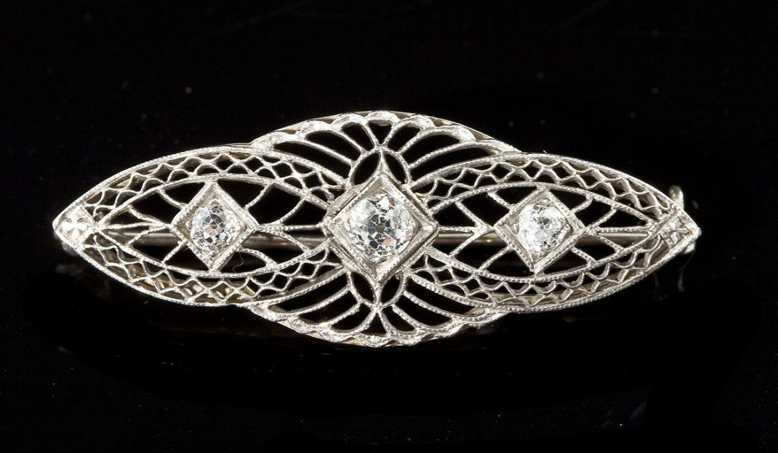 Art Deco Filigree Diamond Brooch (1 of 1)