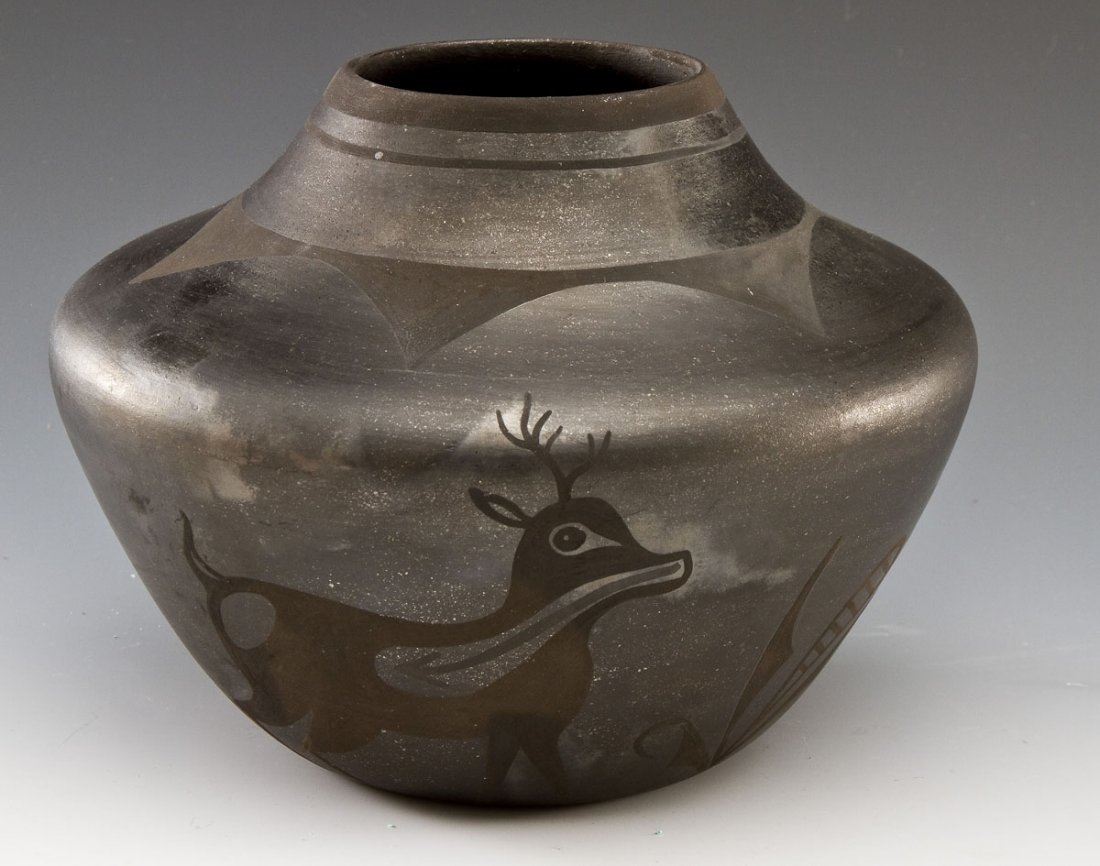 Alan Lasiloo (Zuni, 20th Century) Black Mica Jar (1 of 4)