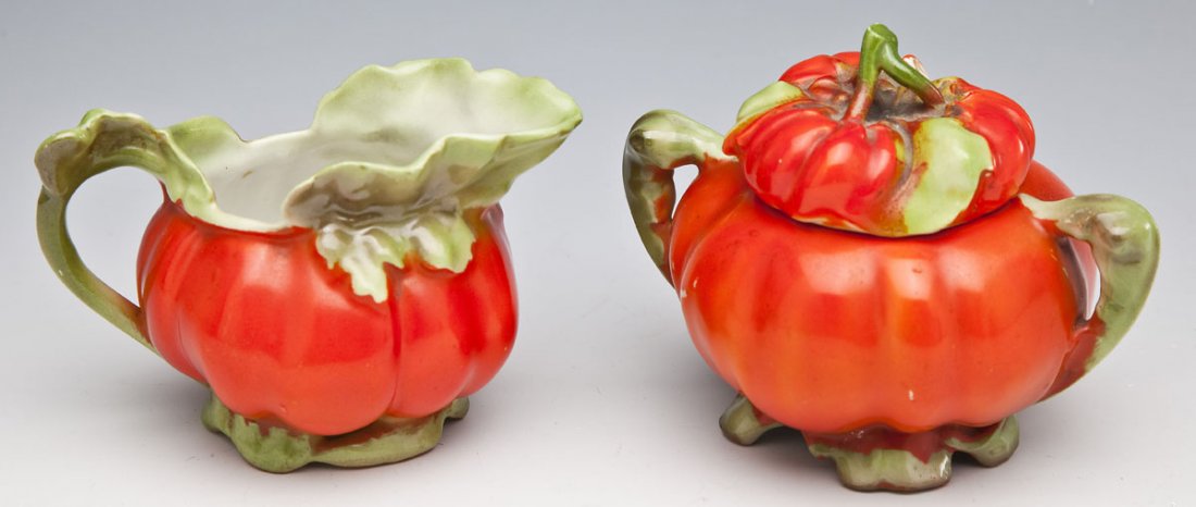Royal Bayreuth Tomato Creamer and Lidded Sugar (1 of 4)