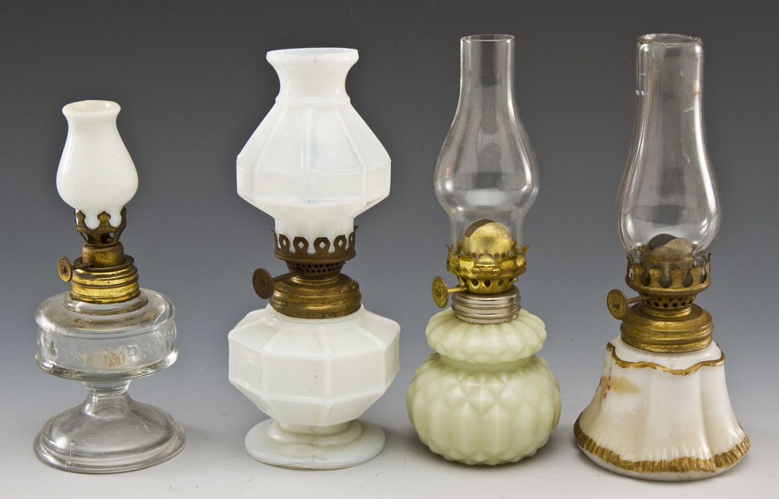 4 Miniature Oil Lamps incl Milk Glass (1 of 9)