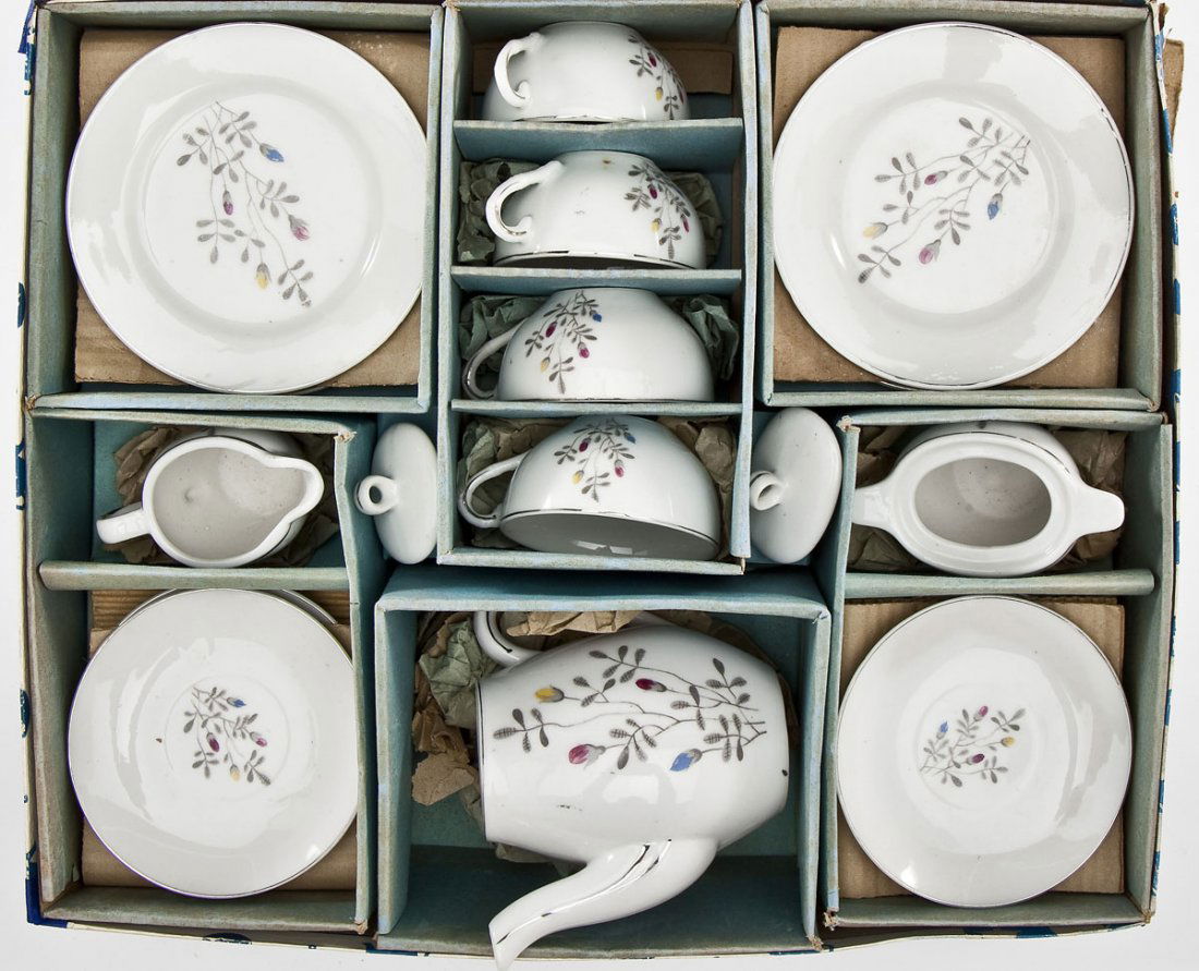 Hand Painted Japanese Child's Tea Set (1 of 5)