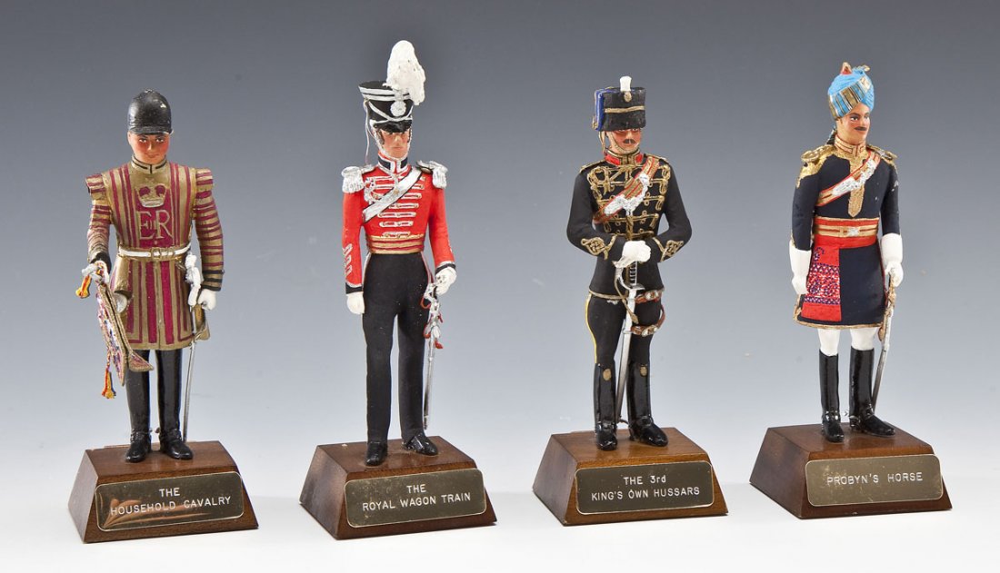 4 Sentry Box English Soldiers on Stands (1 of 3)