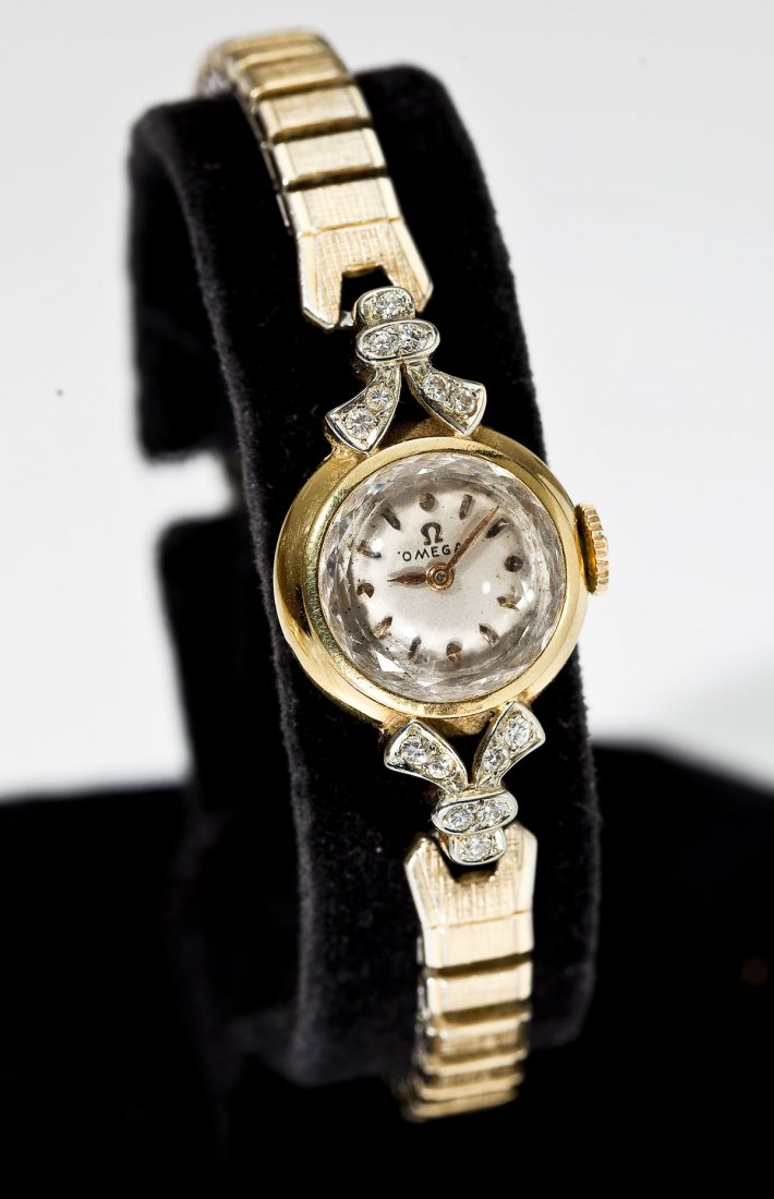 Lady's 18K & Diamond Omega Wristwatch (1 of 4)