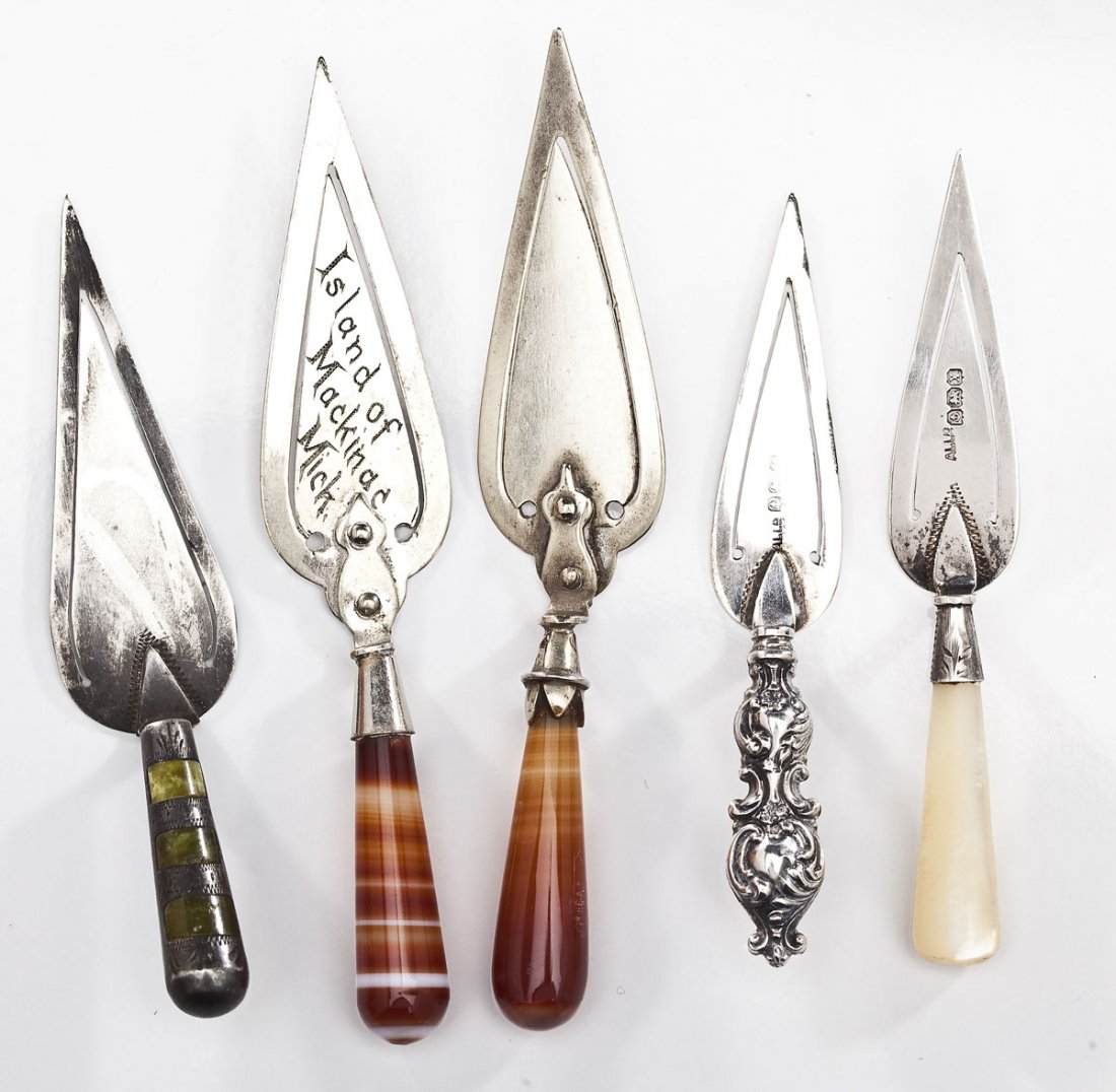 5 Victorian Trowel-Shaped Bookmarks (1 of 2)