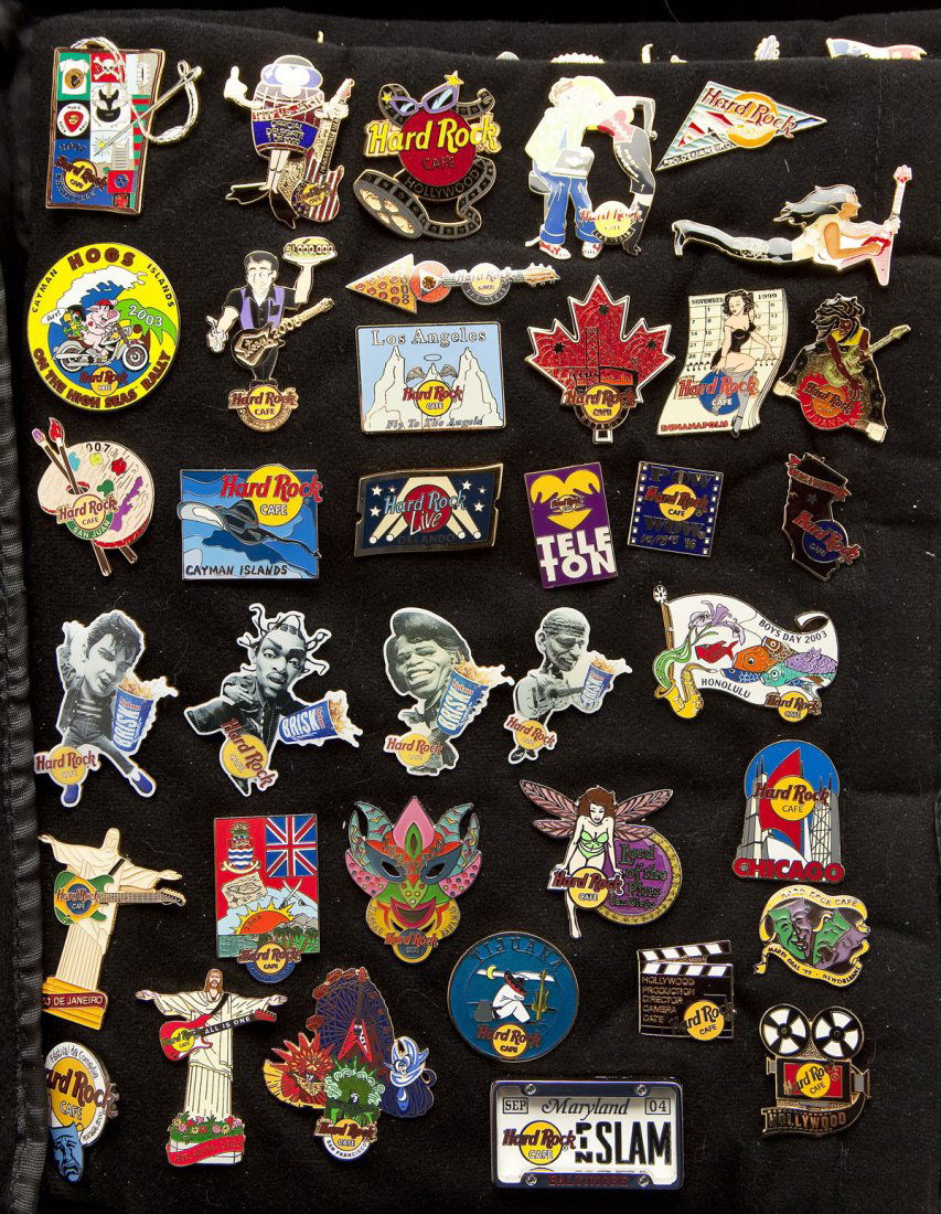 267 Hard Rock Cafe Collectible Pins (1 of 10)