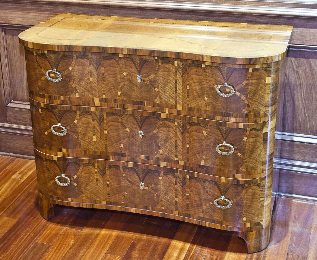 Fine Colombo Mobili Inlaid Chest of Drawers: DESCRIPTION: Fine Italian inlaid chest of drawers with marquetry inlay to door fronts, sides and top. Mixed woods. Brass hardware. Oxbow front. Stamped for Colombo Mobili. MEASUREMENTS: 43" wide x 20"