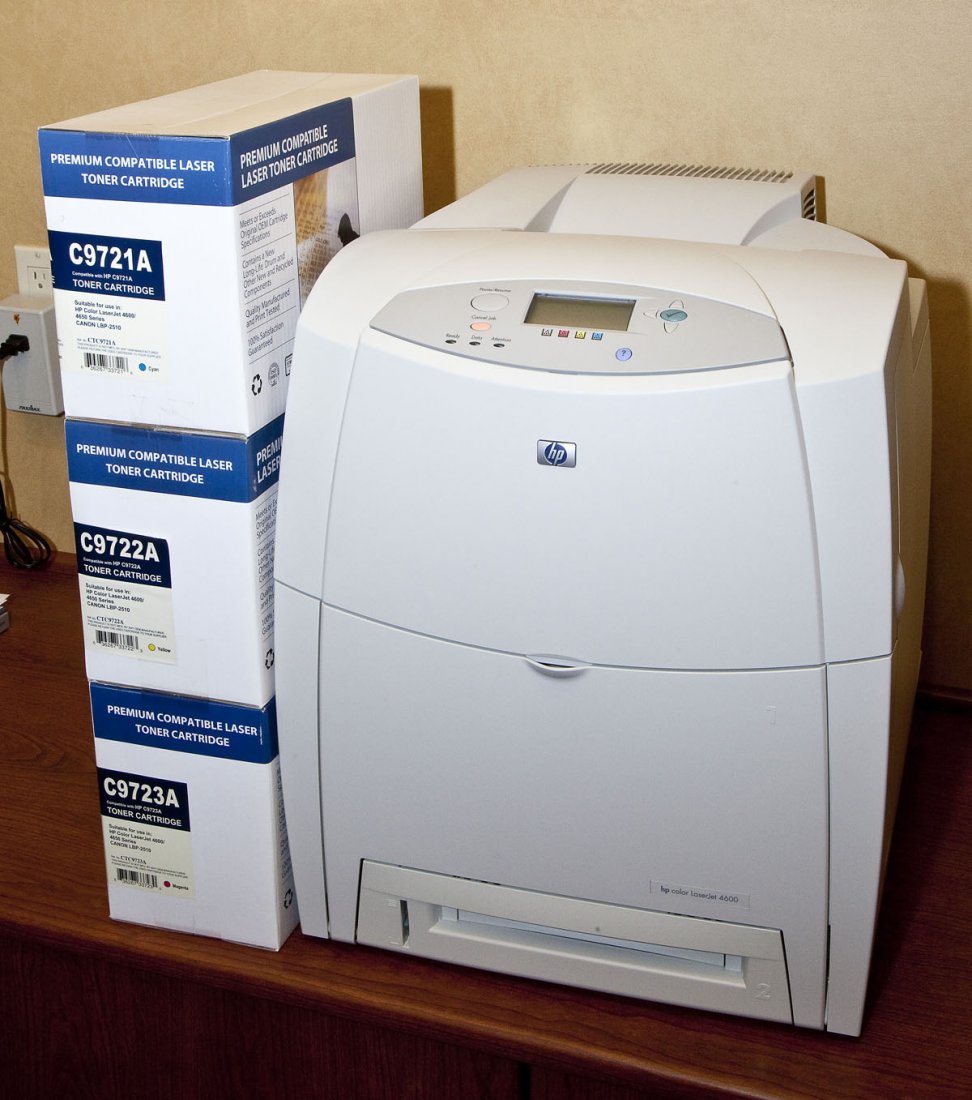 HP Color Laserjet 4600 Printer (1 of 1)