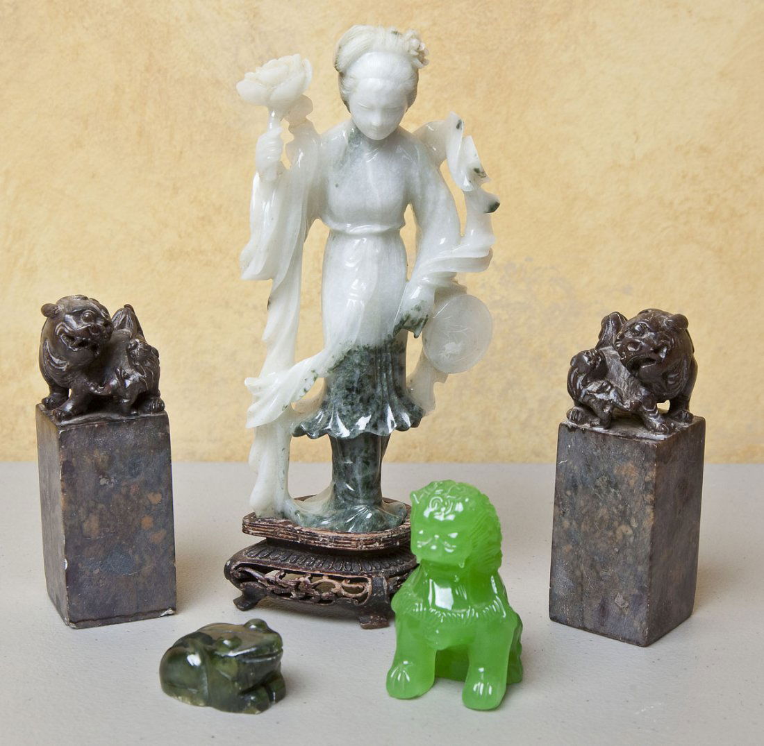 6 Pieces Asian Hardstone (1 of 1)