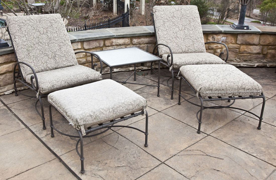 5 Pieces Brown Jordan Patio Furniture (1 of 1)