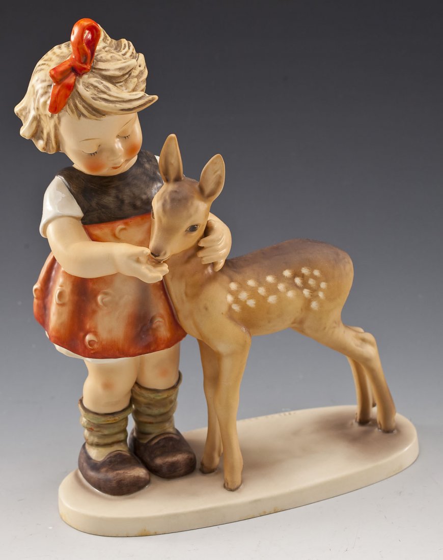 11" Friends Hummel Figurine (1 of 3)