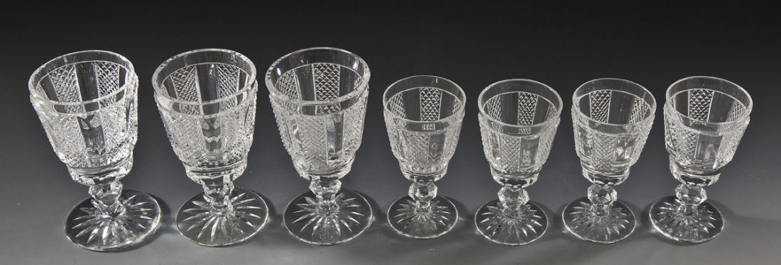 7 Waterford Hibernia Glasses: DESCRIPTION: Seven Waterford Hibernia glasses. Includes four 5-1/4" port glasses and three 6" sherry glasses. MEASUREMENTS: See Description. CONDITION: No defects noted.