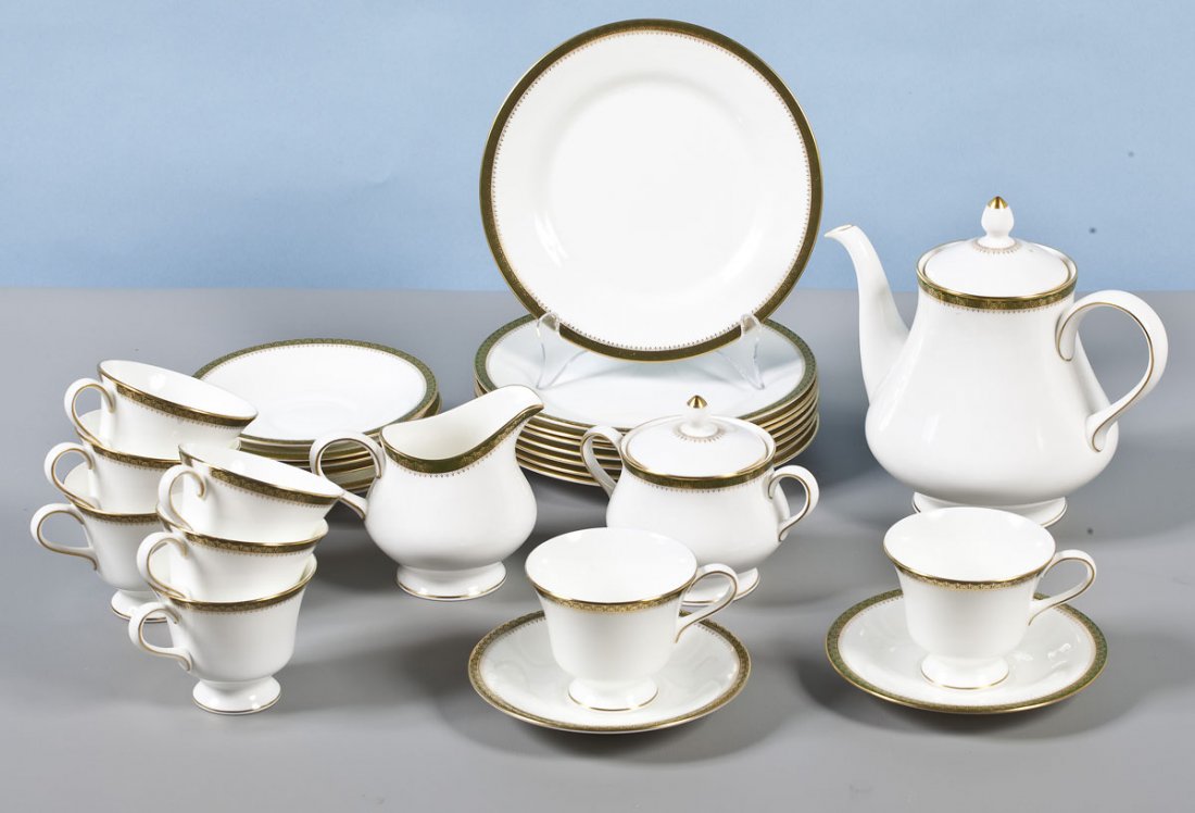 27 Pc Wedgwood Chester Coffee & Dessert Set (1 of 7)