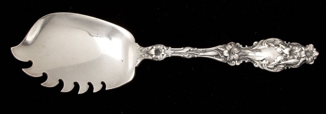 Whiting Lily Sterling Macaroni Server (1 of 3)