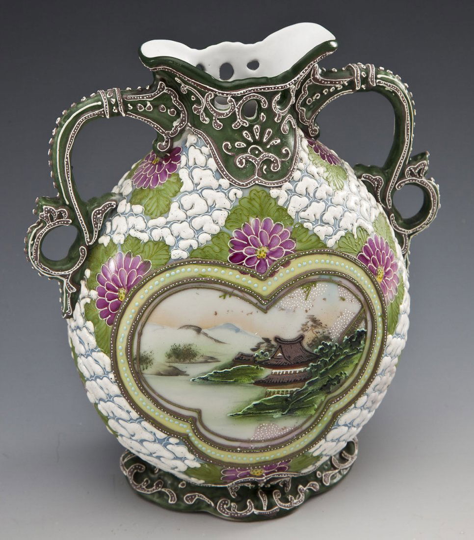 IE & C Co. 19th Century Moriage Vase (1 of 5)