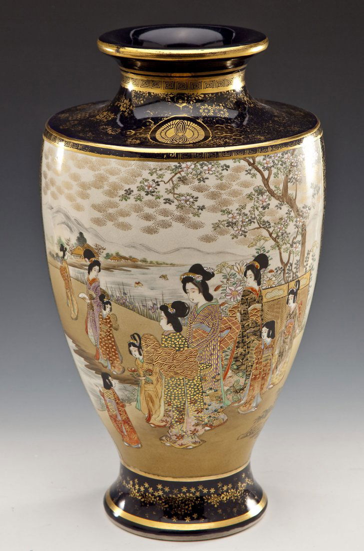 17" Meiji Kinkozan Satsuma Cobalt Vase (1 of 8)