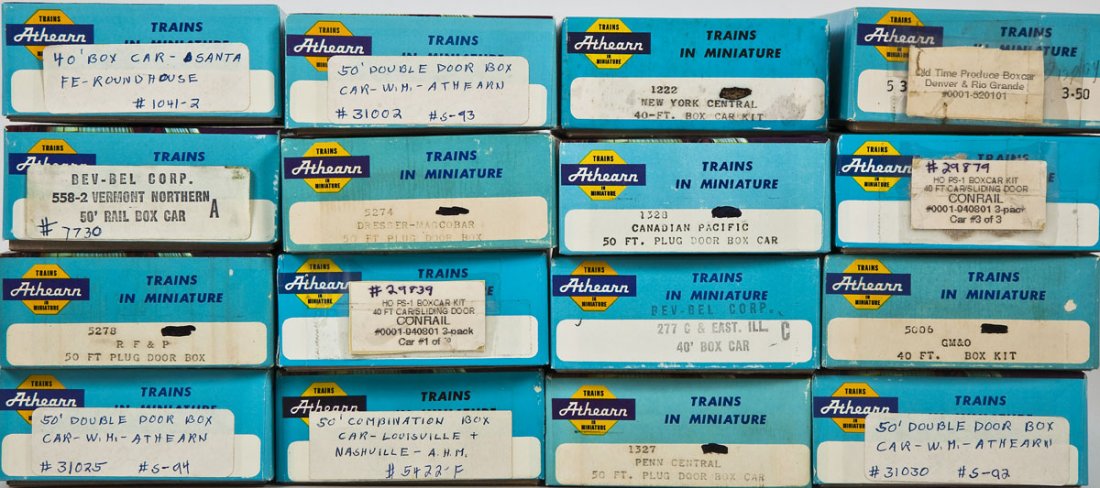 16 Athearn HO Scale Car Kits (1 of 2)