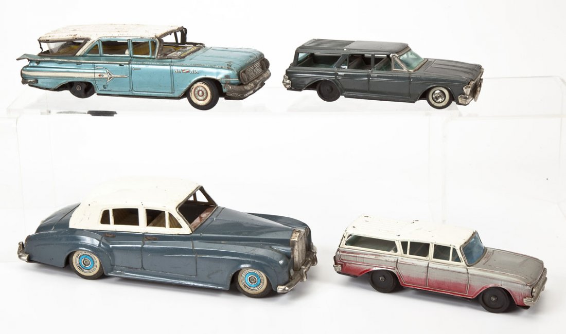 4 Made in Japan Tin Friction Cars incl. Bandai (1 of 4)