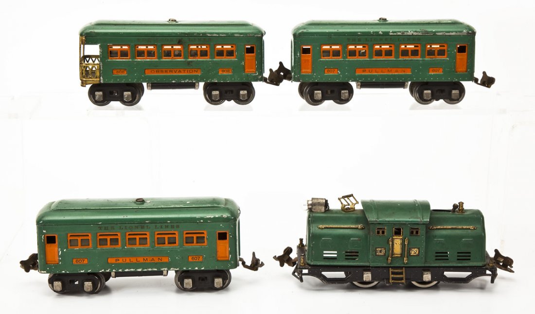 Lionel Pre-War 294 Passenger Set (1 of 3)