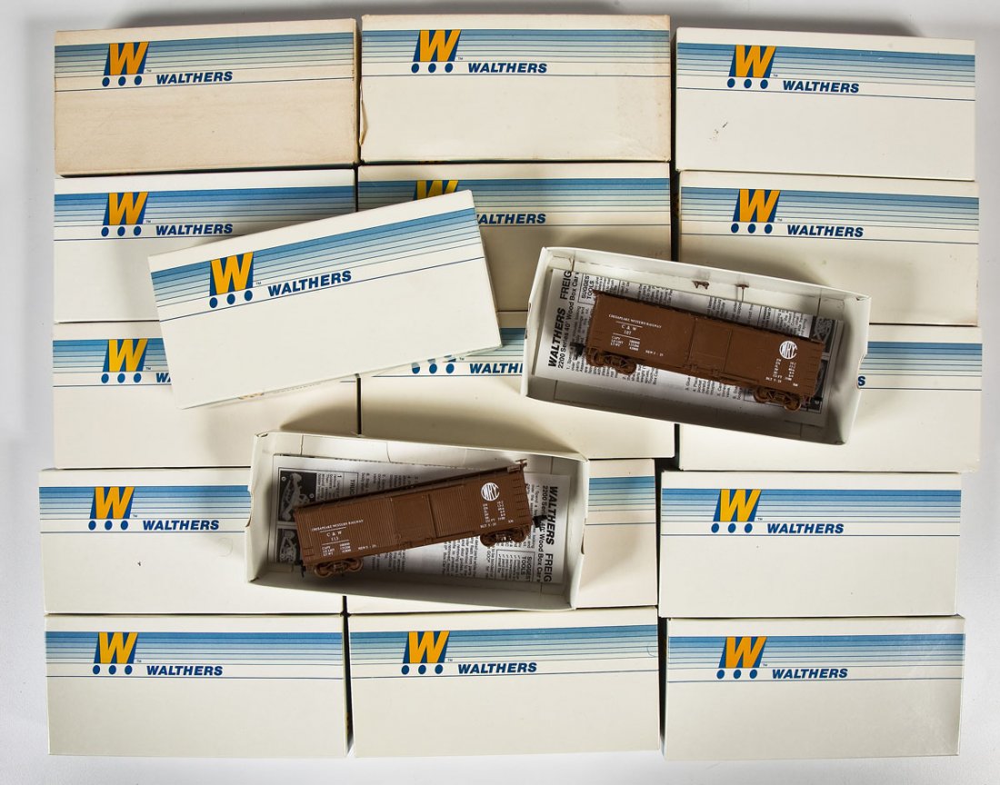 18 Walthers HO Scale Car Kits (1 of 2)