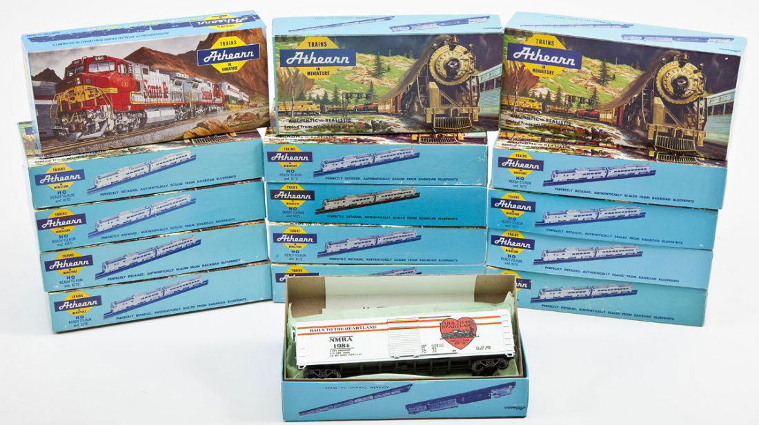 16 Athearn HO Scale Car Kits (1 of 2)