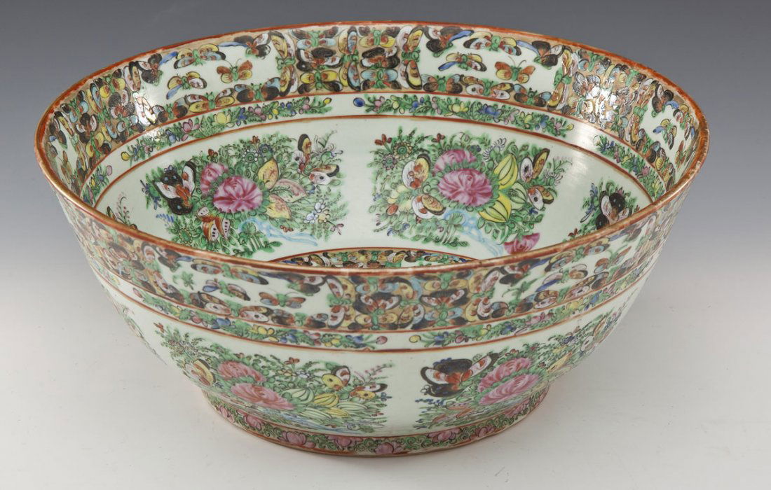 Chinese Export Punch Bowl (1 of 5)