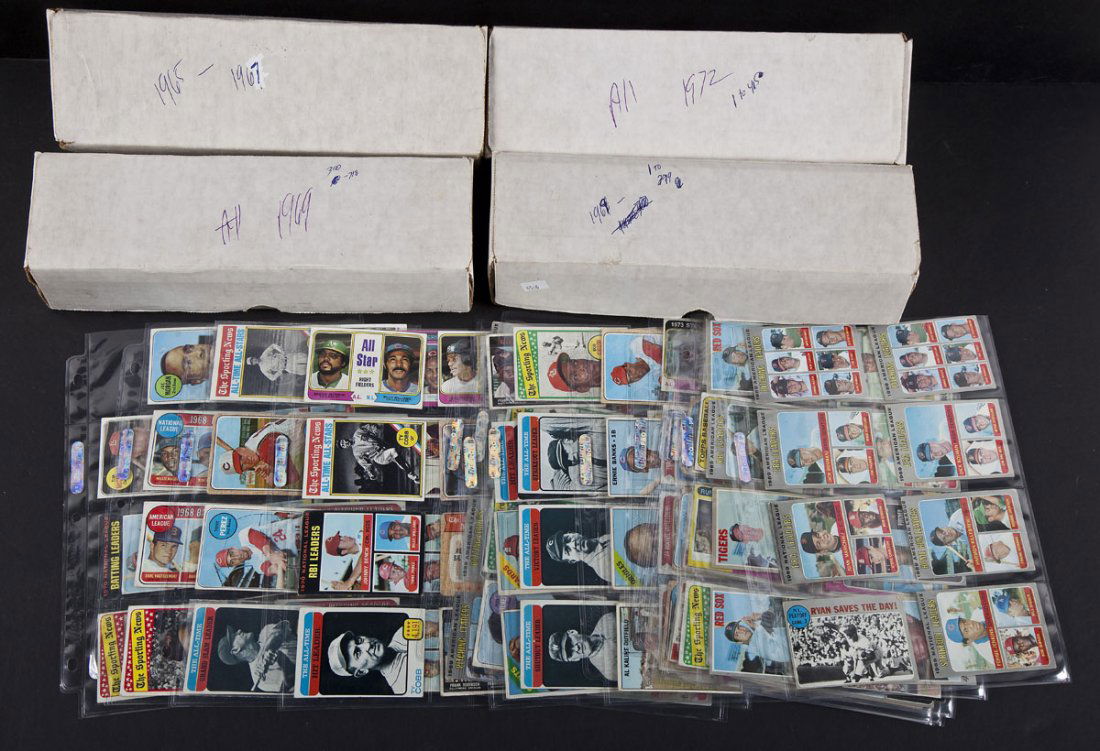 Large Grouping of 1960s to 1970s Baseball Cards (1 of 6)