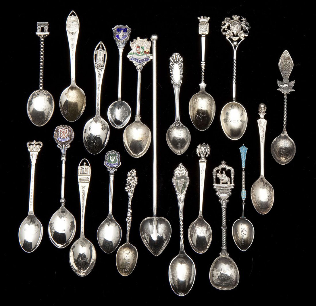 20 Sterling Souvenir Spoons (1 of 6)