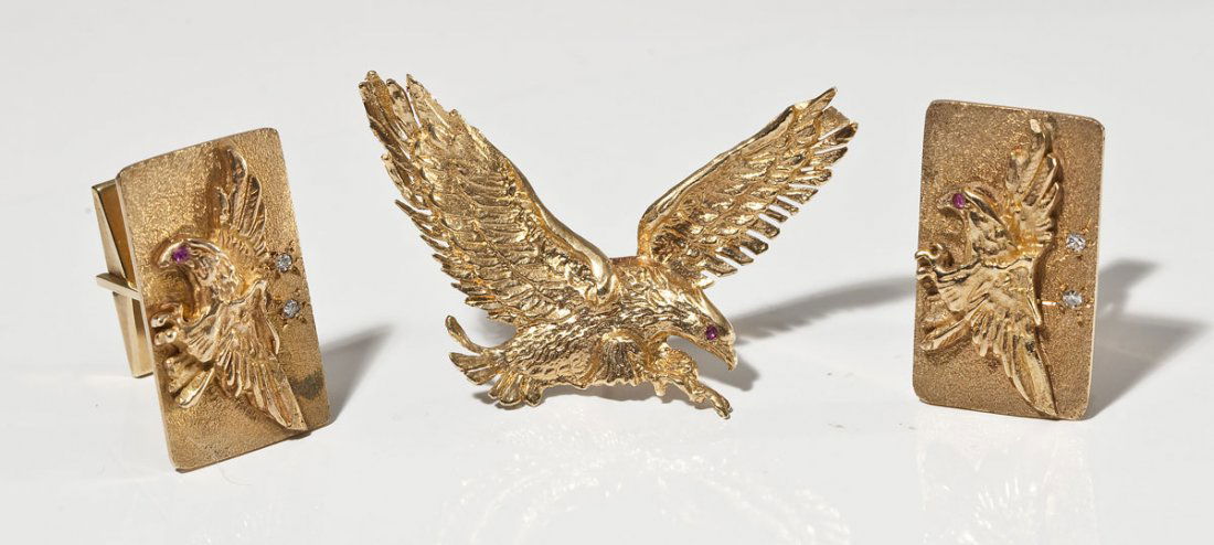 Gold Eagle Cuff Links & Tie Pin (1 of 3)