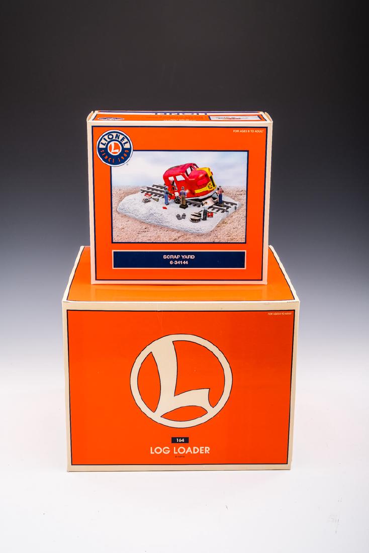 2 Lionel Accessories in OBs (1 of 2)