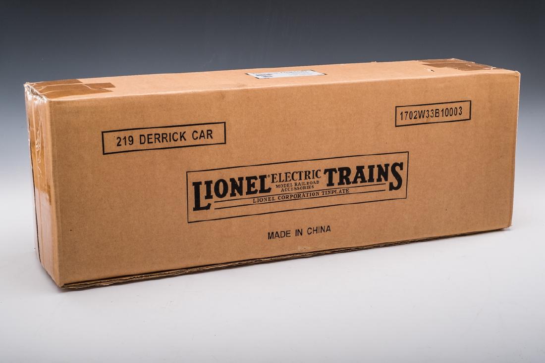 Lionel 219 Derrick Car in Original Mailer (1 of 2)