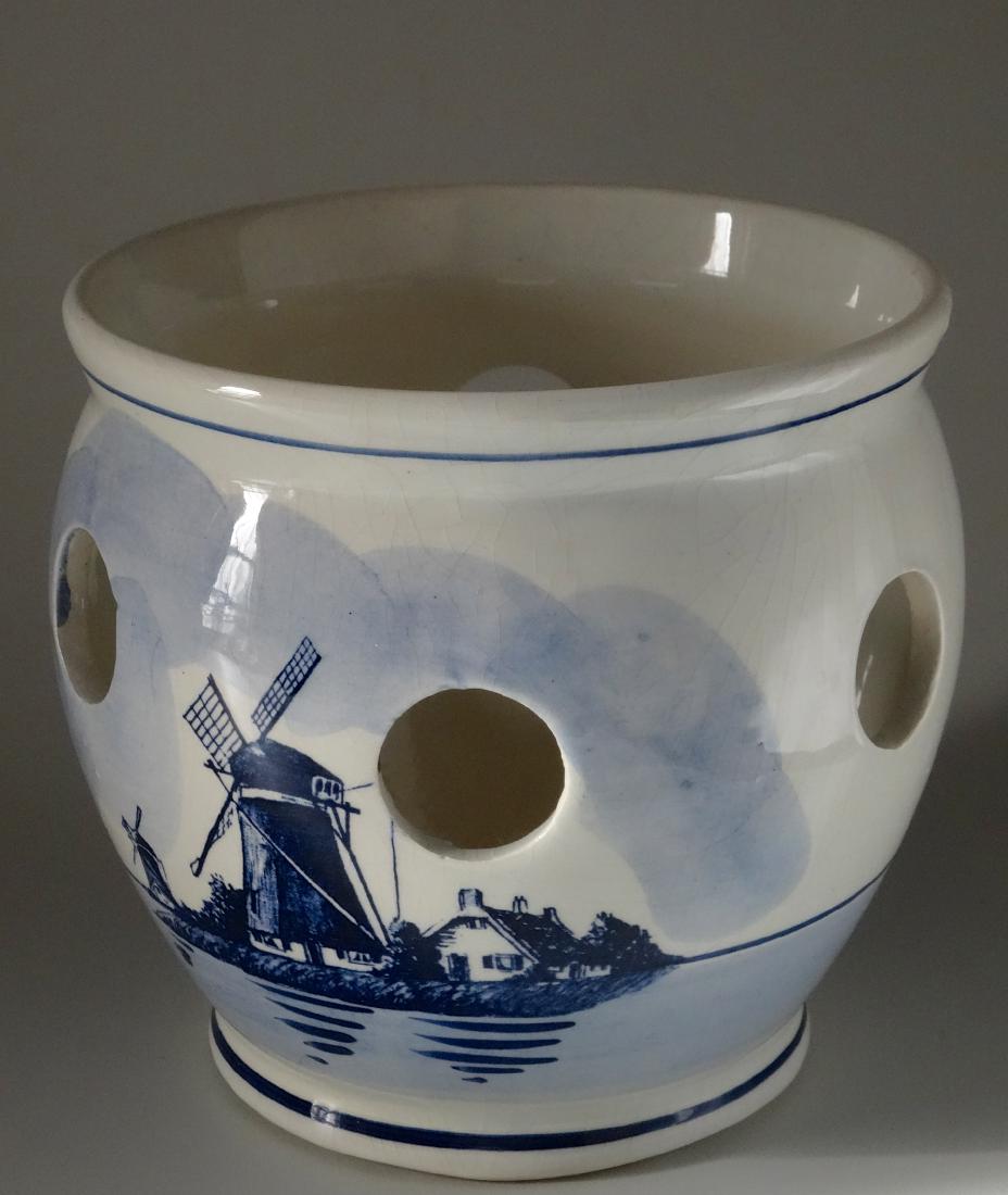 Vintage Dutch Delft Blue and White Cachepot Planting Po (1 of 5)