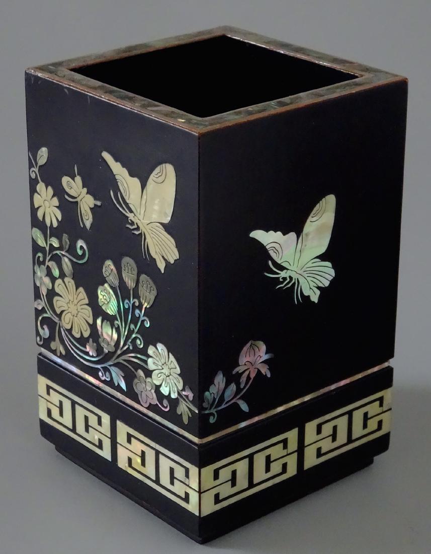 Beautiful Vintage MOP Nacre Inlaid Japanese Vase Mothe (1 of 8)