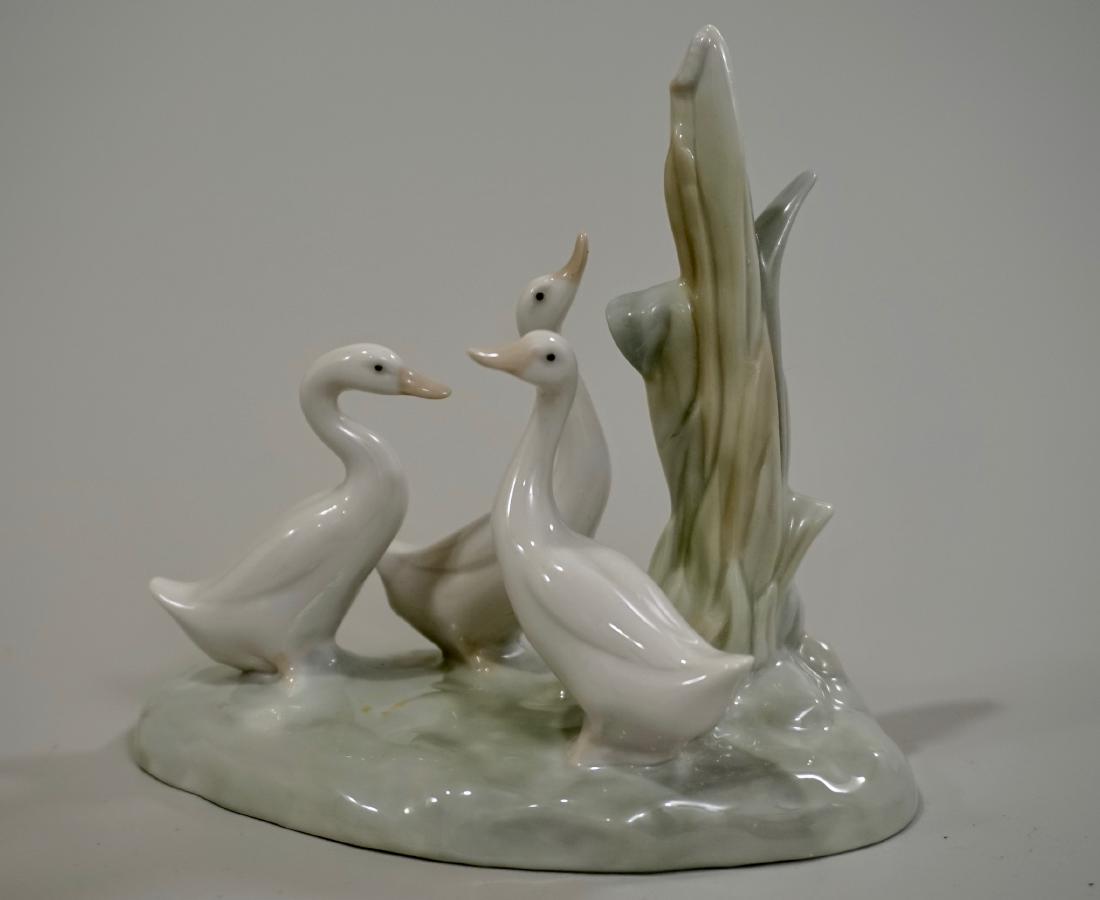 Nao Lladro Three Geese Porcelain Figurine Made in Spain (1 of 5)