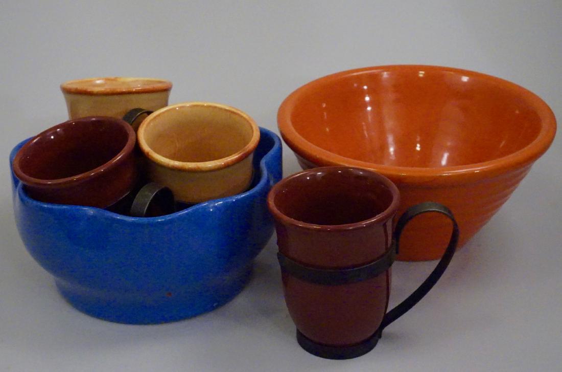 Vintage California Fiesta Pottery Mugs Bowls Lot (1 of 8)