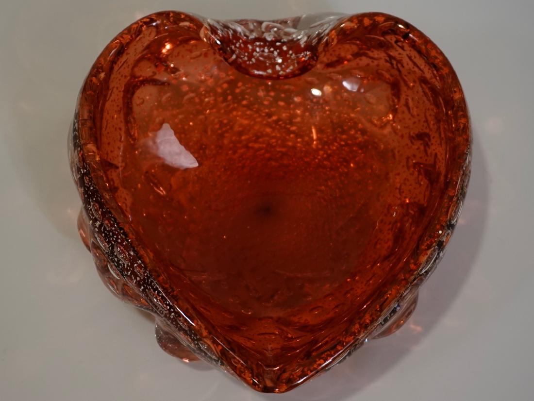 Murano Heart Shaped Italian Art Glass Bowl Vintage: Murano Heart Shaped Italian Art Glass Bowl Vintage Blown Silver Aventurine Speckled Ashtray Approximately 7 1/8 x 6 3/8 x 2 1/2 inches.