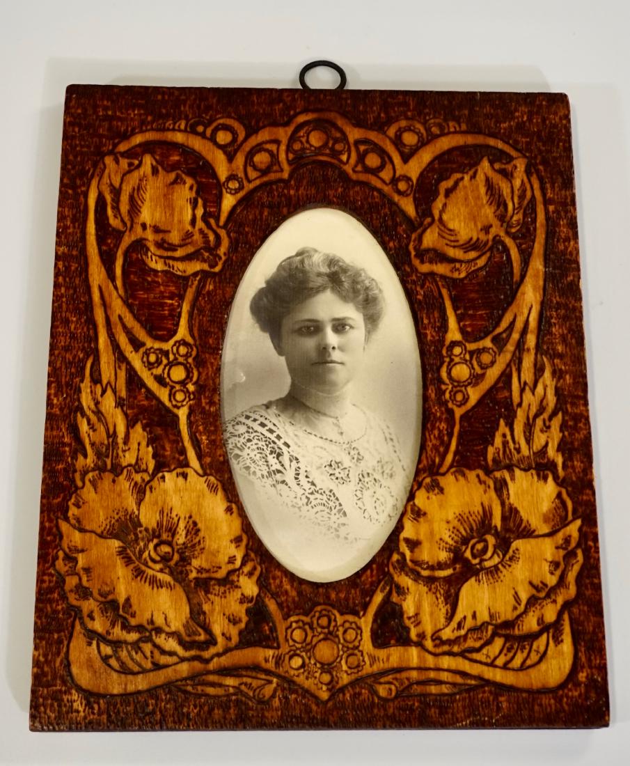 Antique c 1910 Pyrography Poppies Picture Frame Russian (1 of 5)