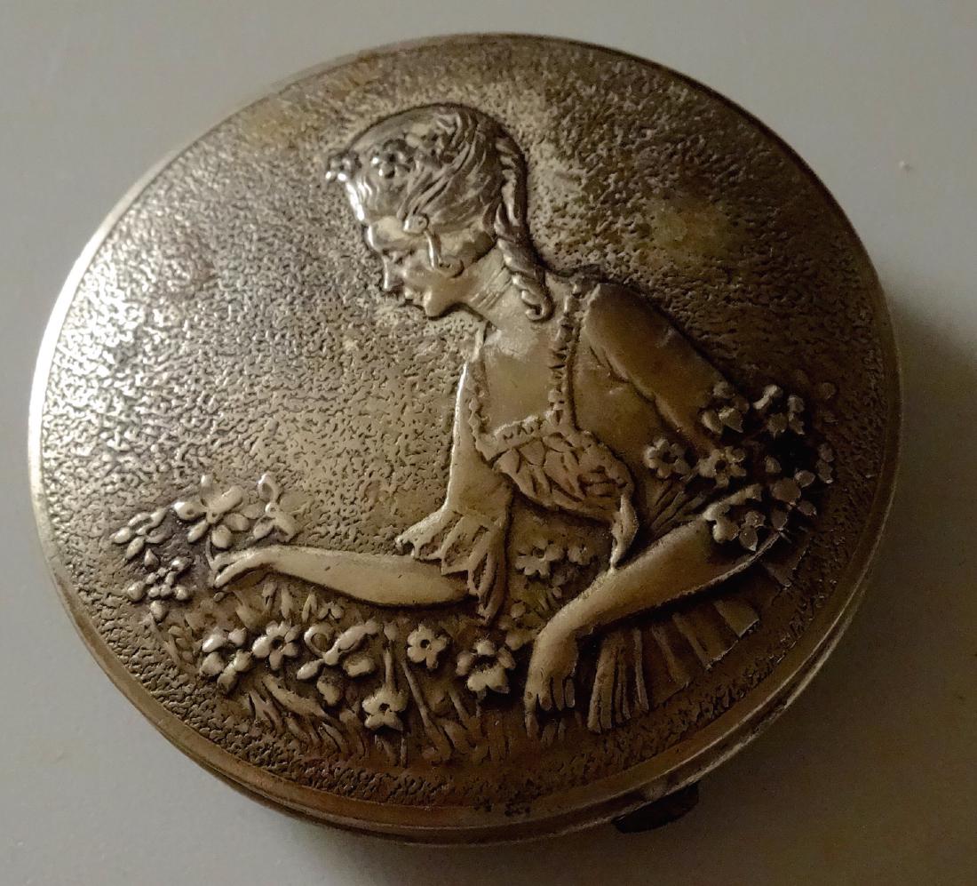 Vintage Art Deco Compact Box Nocida 18th Century Maiden (1 of 5)