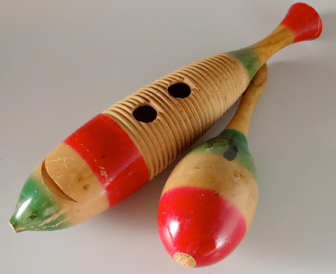 Mexican Guiro Maracas Percussion Band Folk Musical Inst (1 of 4)
