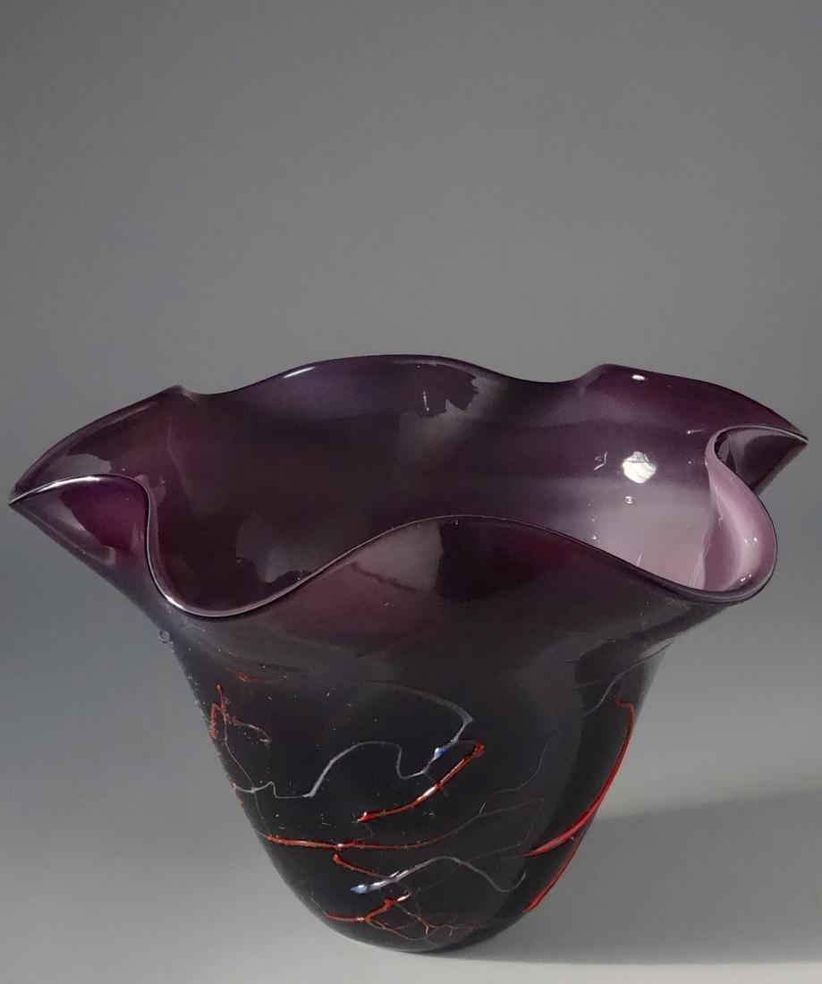Viz Glass Blown Art Ruffle Bowl Vase Original Label: Viz Glass Blown Art Ruffle Bowl Vase Original Label Approximately 6 3/4 inches tall and 9 3/4 inches in diameter.