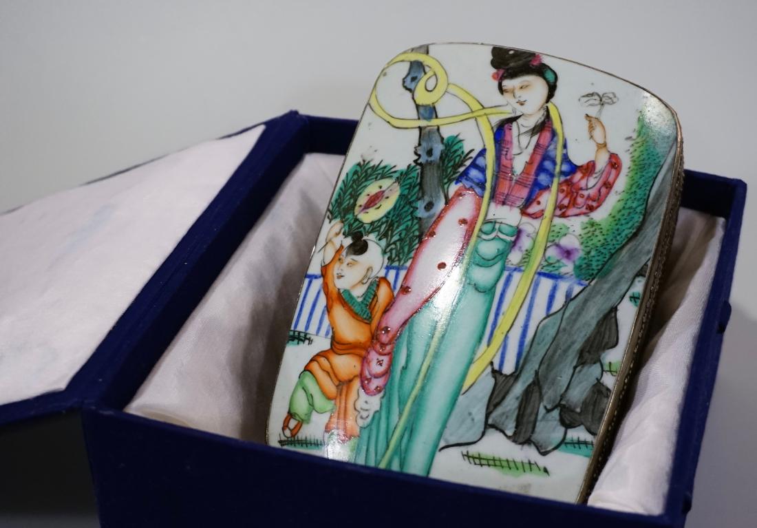 Chinese Shard Box Lid Constructed from Porcelain Vase (1 of 9)