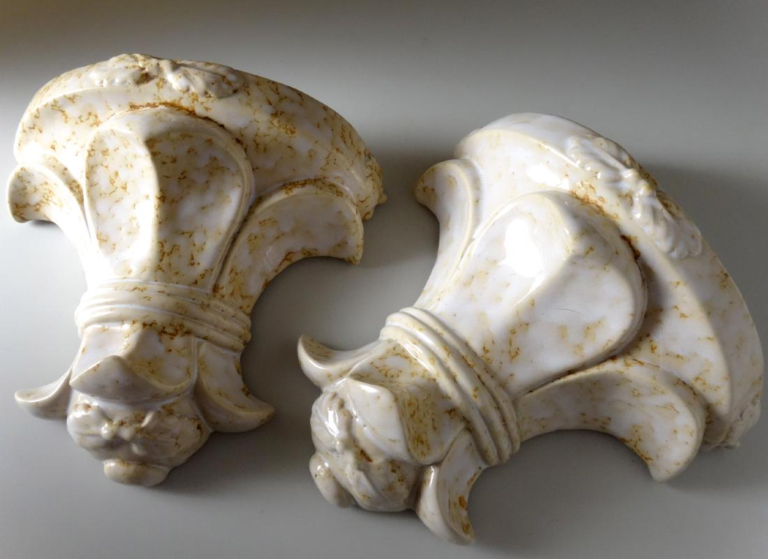 Architectural Salvage Glazed Fleur de Lis Brackets (1 of 8)