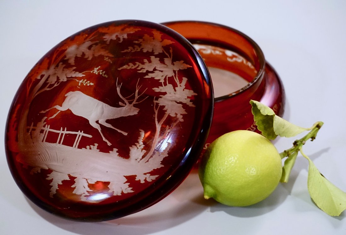 Bohemian Ruby Cut To Clear Deer Round Vanity Box (1 of 6)