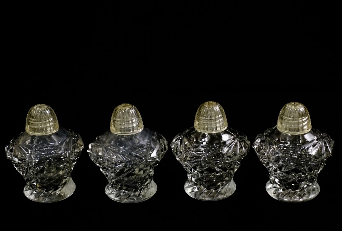 Lot of 4 Vintage Pressed Glass Salt Pepper Shakers (1 of 4)