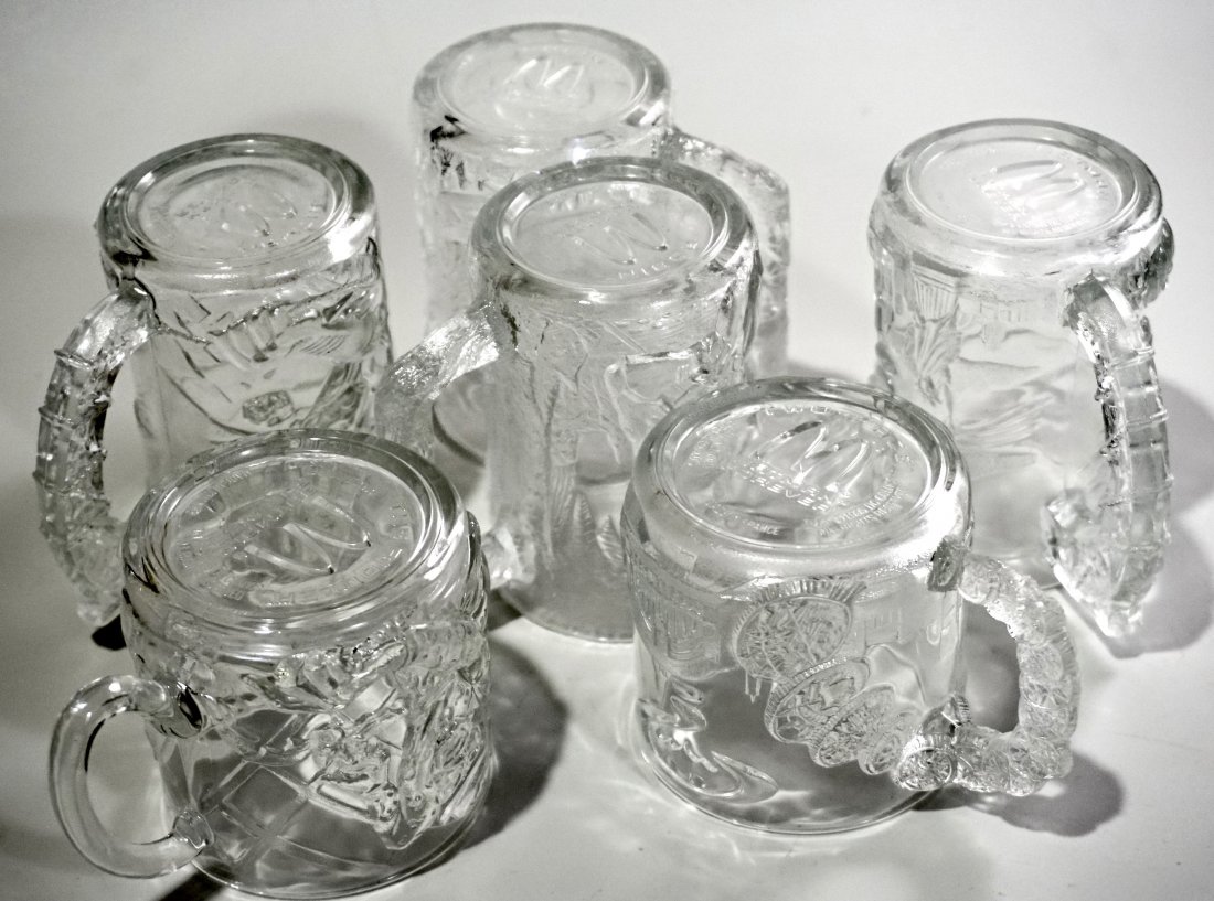 Batman Forever Robin Riddler Joker Two Face McDonalds: Batman Forever Robin Riddler Joker Two Face McDonalds DC Comics Mug Collection Made in France c 1995 Vintage Clear Pressed Glass Lot of 6 Mugs Approximately 4 1/4 and 3 1/8 inches tall.