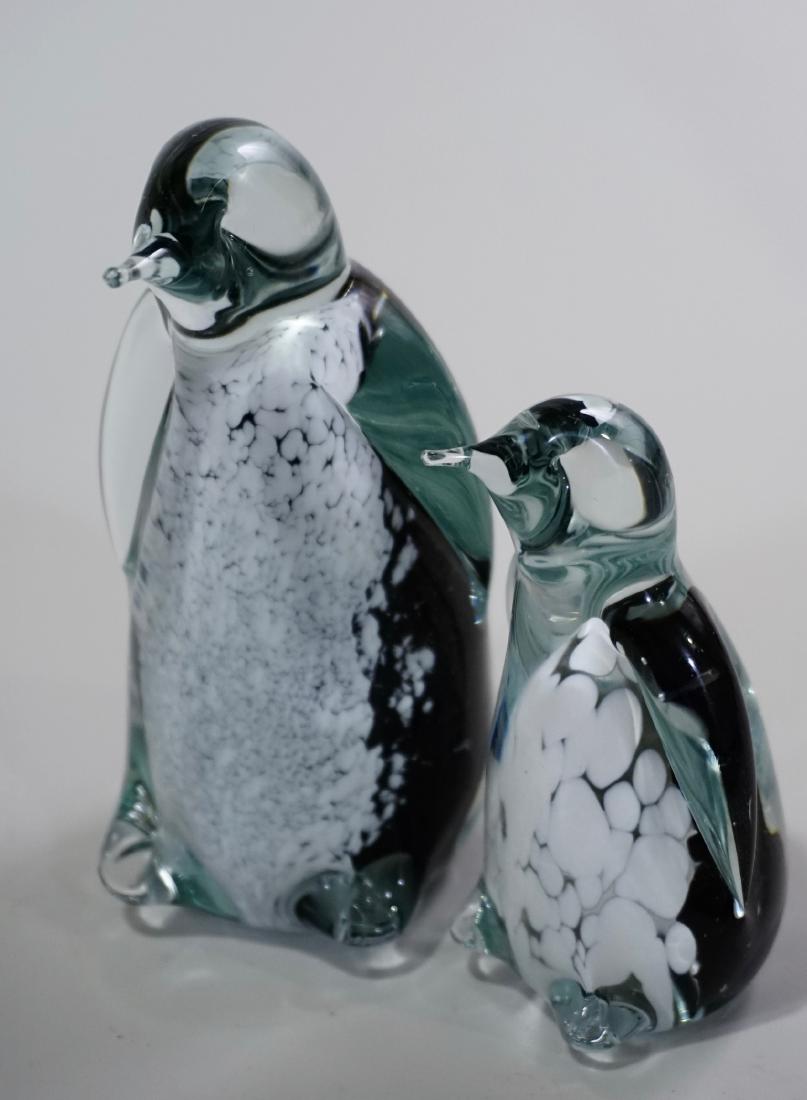 Art Glass Penguin Paperweight Hokitika Studio New: Art Glass Penguin Paperweight Hokitika Studio New Zealand Lot of 2 Approximately 4 7/8 and 3 1/2 inches tall.
