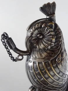 Owl Figural Cigar Lighter Silver Plate Rare Oil Lamp: Owl Figural Cigar Lighter Silver Plate Rare Oil Lamp Approximately 4 7/8 tall; base is approximately 2 9/16 inches in diameter. Please check back for updates, we are adding new items daily.