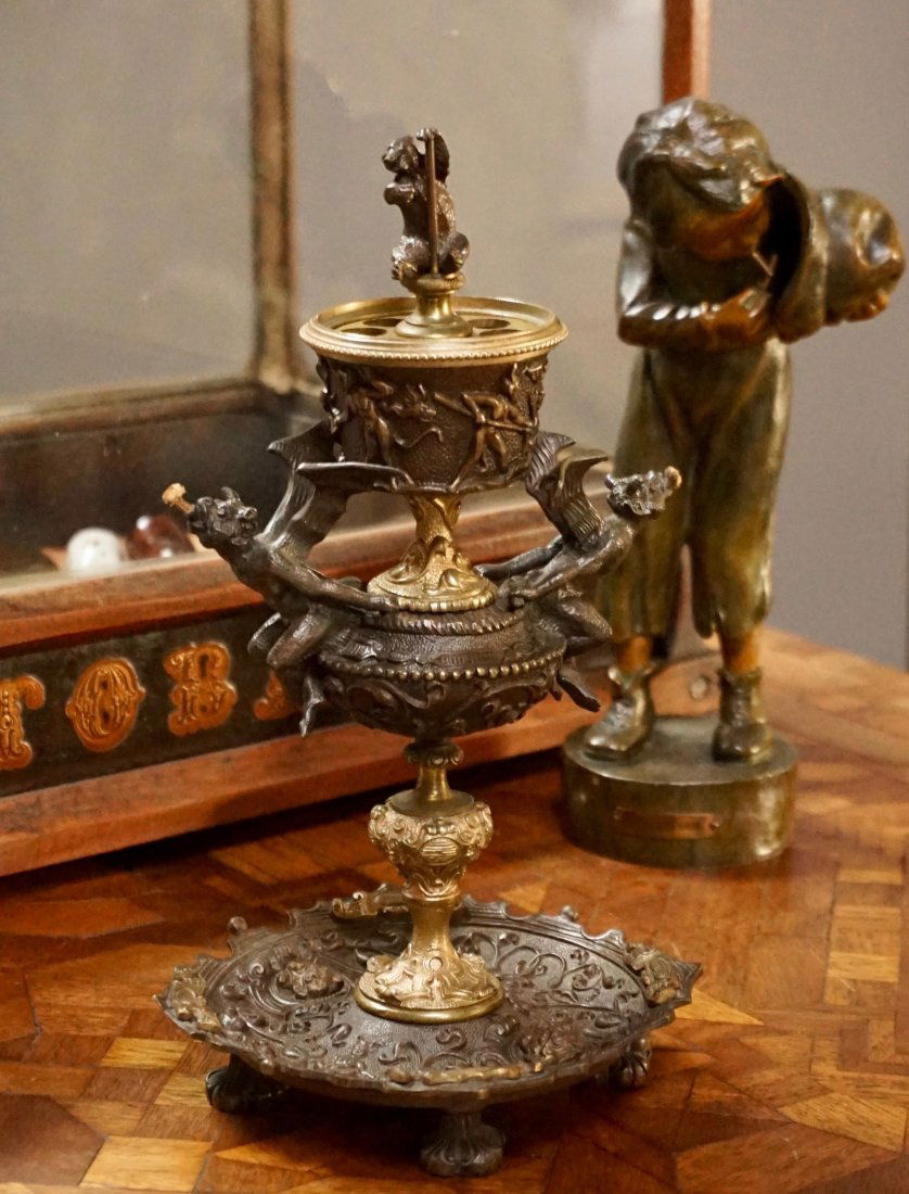 Antique Bronze Smoking Stand Lighter Ashtray (1 of 7)