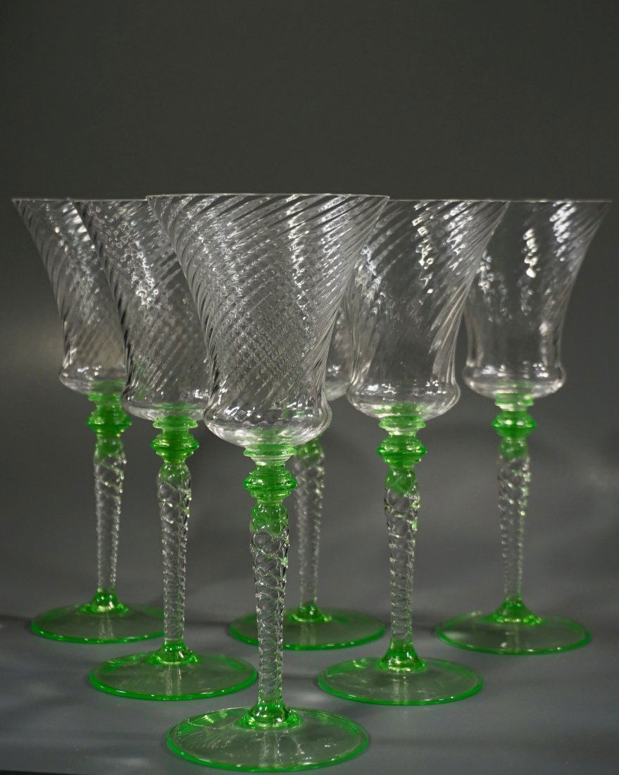 Vaseline Green Glass Twisted Stem Goblets Lot of 6 (1 of 5)