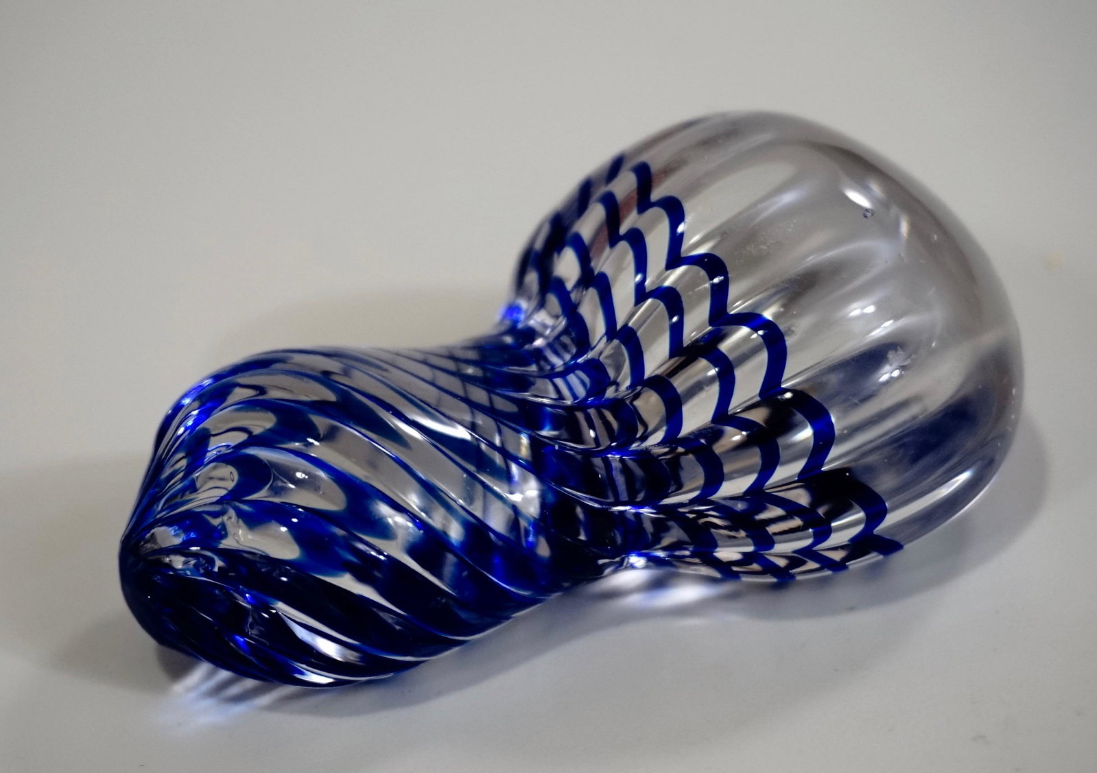 Abstract Snail Art Glass Studio Paperweight: Abstract Snail Art Glass Studio Paperweight Approximately 31/8 x 2 x 1 3/8 inches.